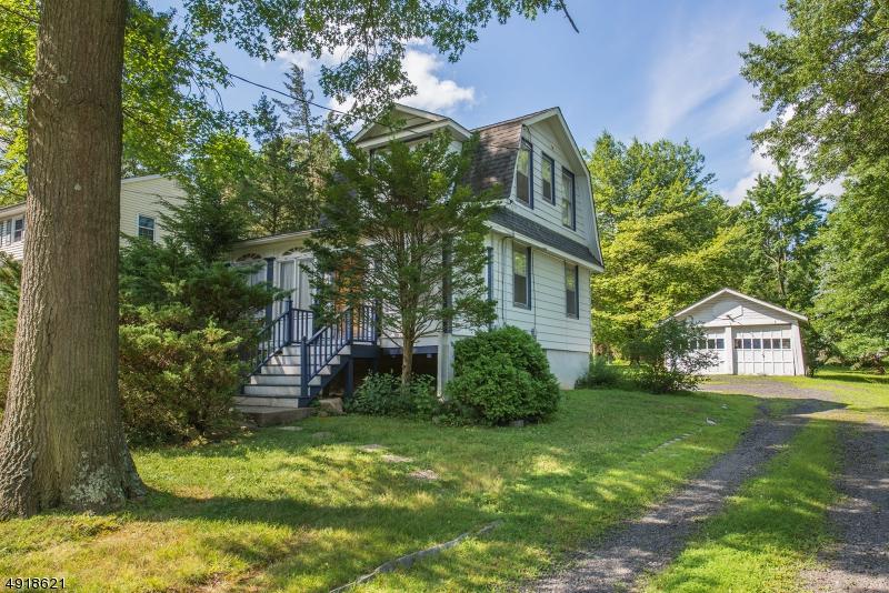 299 Union Avenue - Photo 1