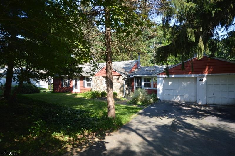 41 Summit Rd - Photo 1