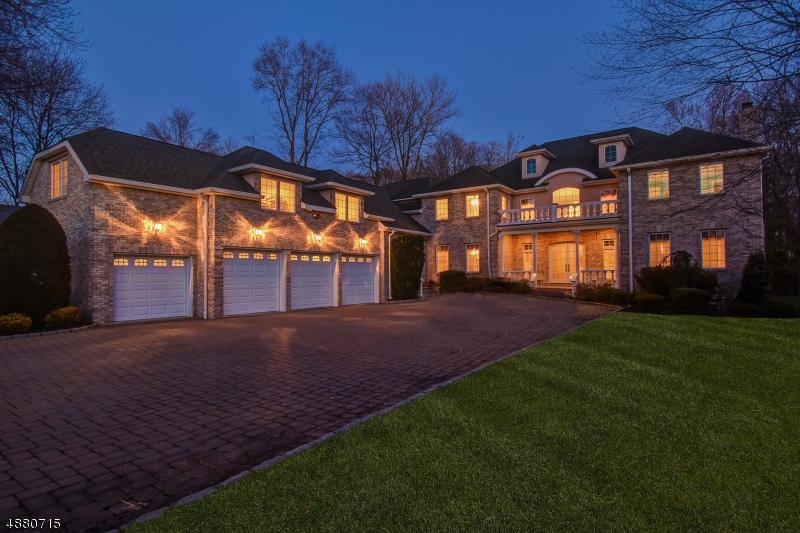 48 Cathedral Ave - Photo 1