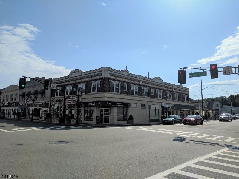 210 Franklin Ave - Photo 1