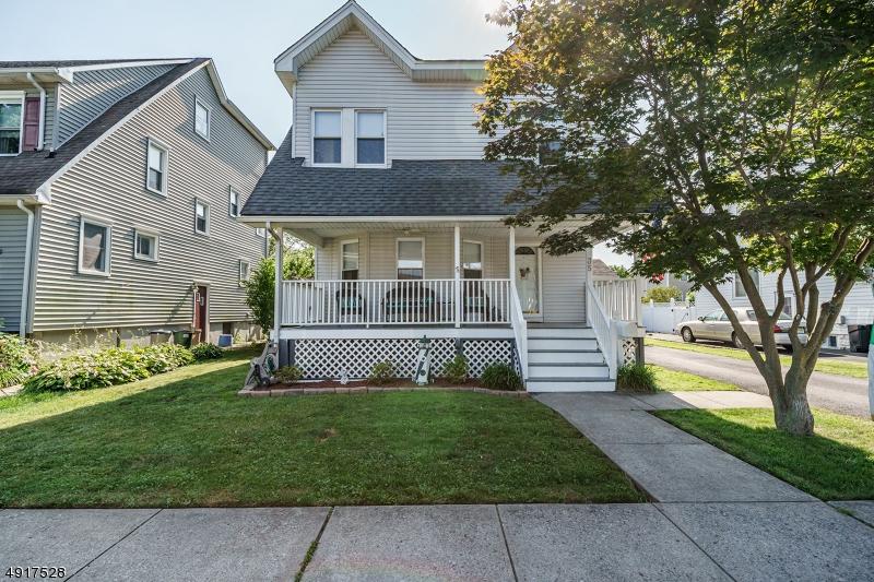 35 Stratford Ter - Photo 1