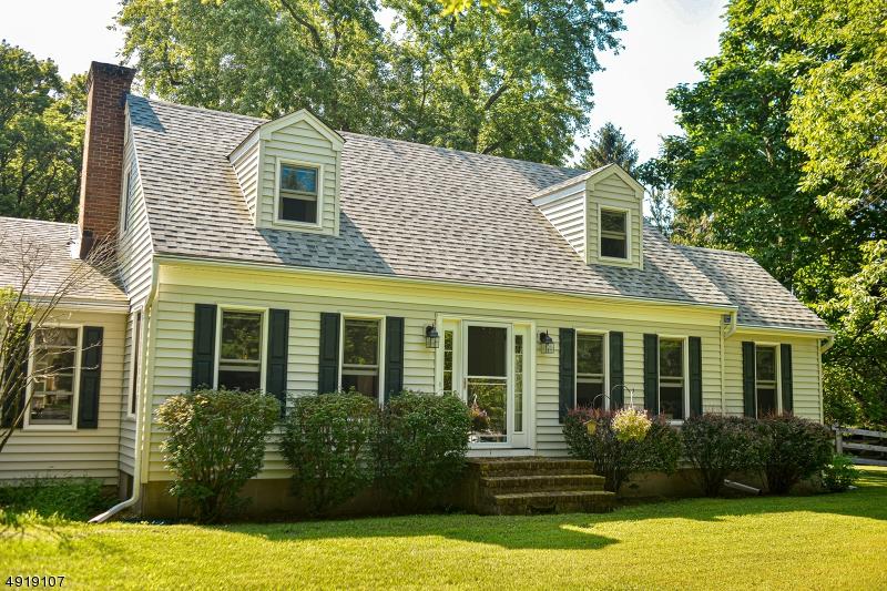 54 W Fairmount Rd - Photo 1