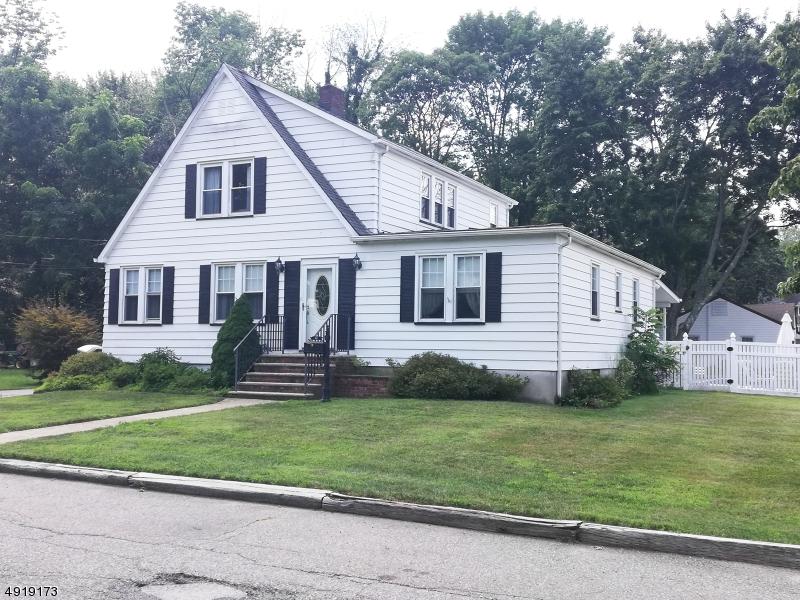 24 Terrace Pky - Photo 1