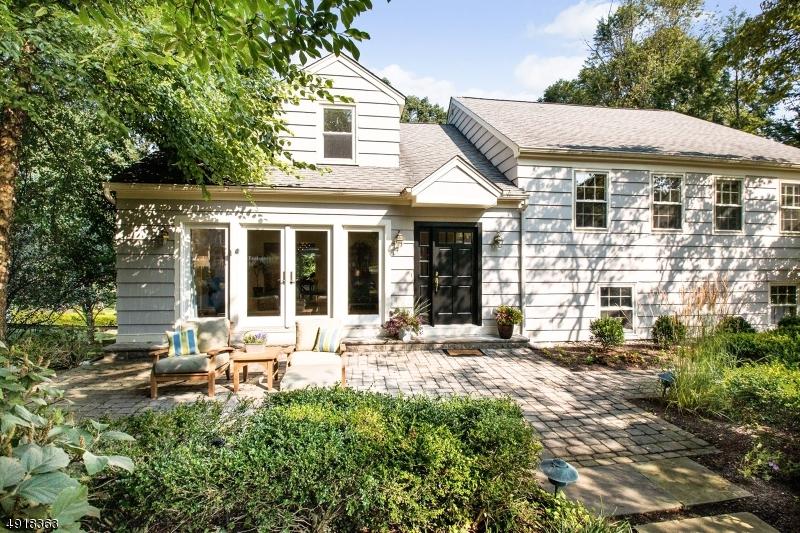81 Overlook Rd - Photo 1