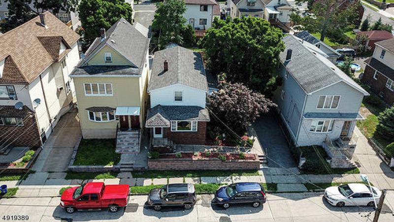 118 Main St - Photo 1