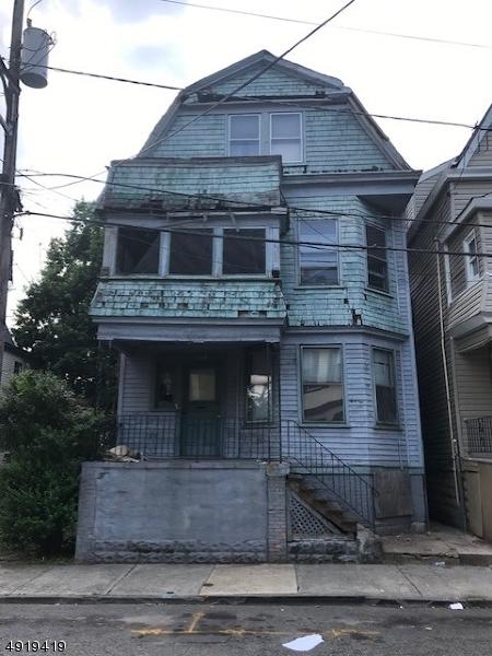 137 Hobson St - Photo 1