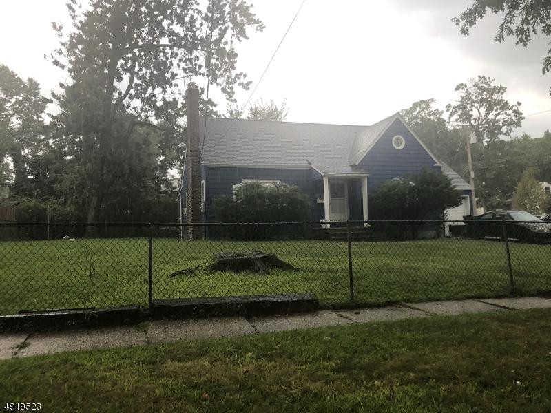 1360 E 7Th St - Photo 1