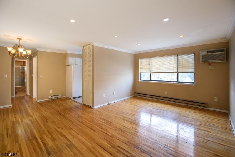 40 Feronia Way - Photo 1