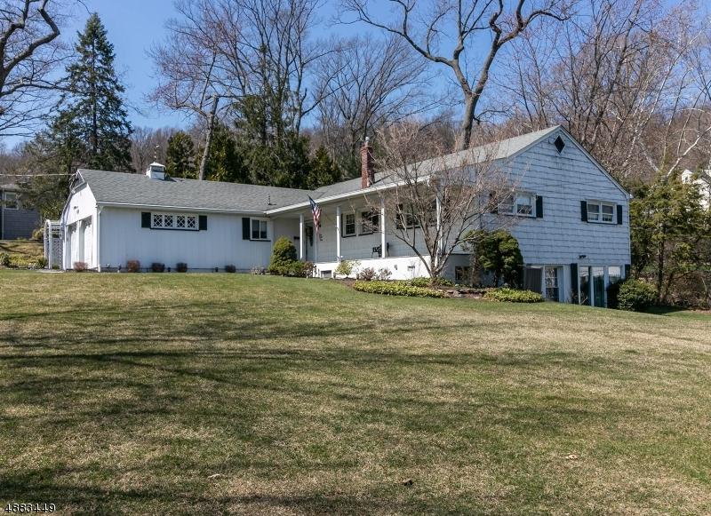 344 Short Dr - Photo 1