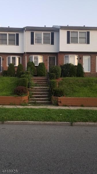 638 Chancellor Ave C0003 - Photo 1