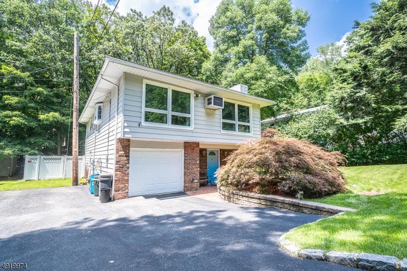 211 Skyline Dr - Photo 1