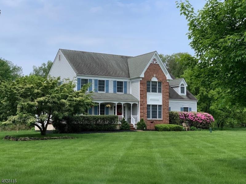 1 Coachman Dr - Photo 1