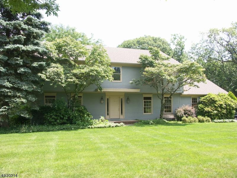 32 Copeland Rd - Photo 1