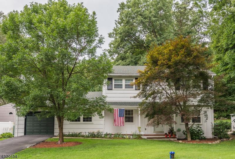 49 Channing Dr - Photo 1