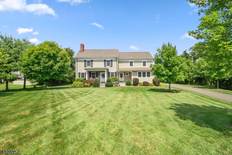 22 Rouser Way - Photo 1