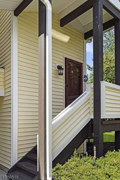 121 Country Club-7 - Photo 1