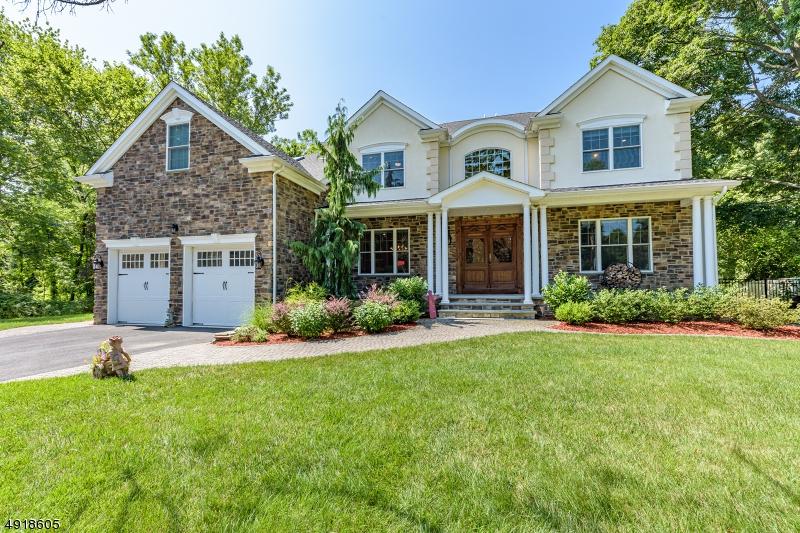 5 Eden Ln - Photo 1