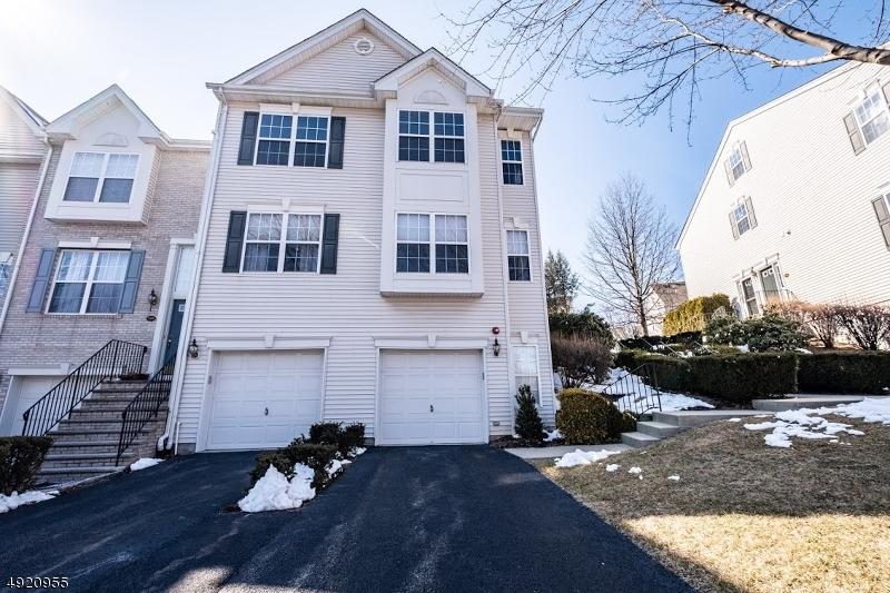 597 Hartford Dr - Photo 1