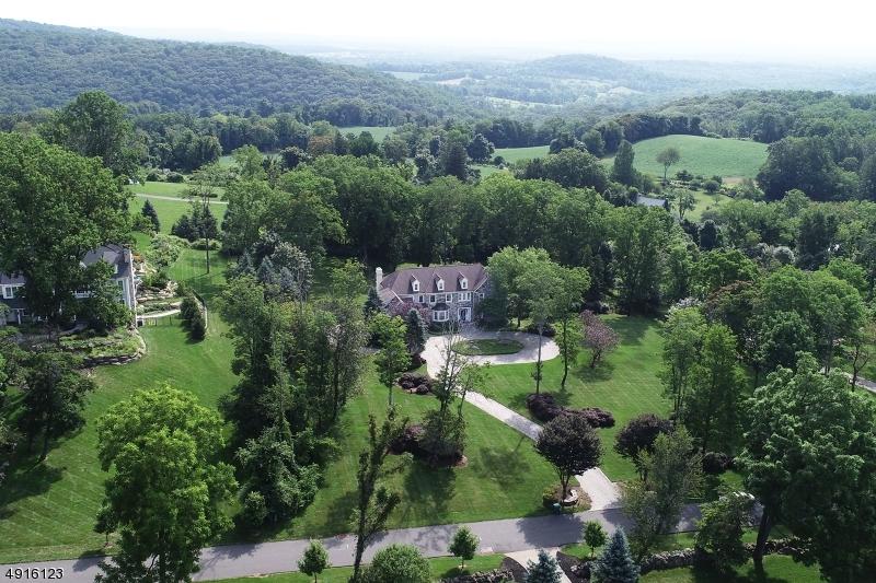 4 Halsey Farm Ln - Photo 1