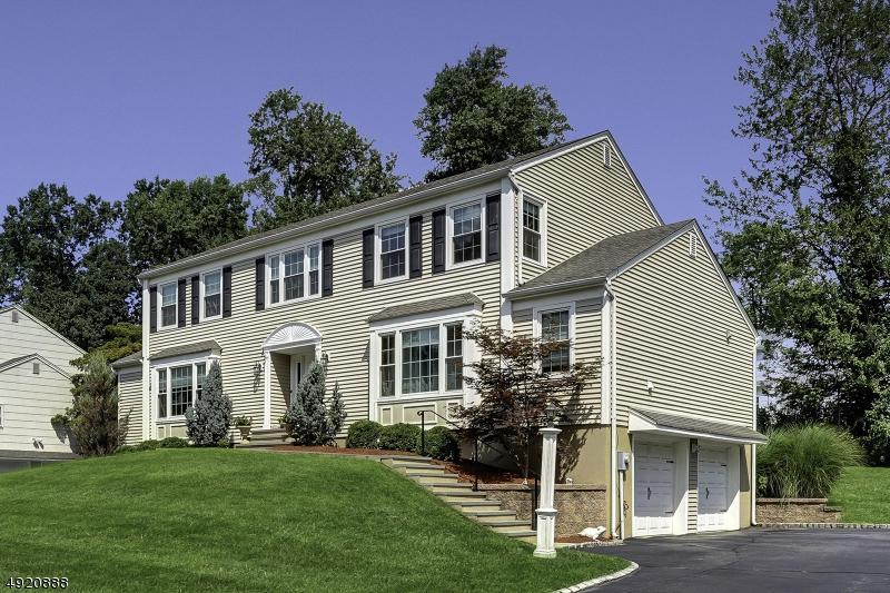 9 Valley View Dr - Photo 1