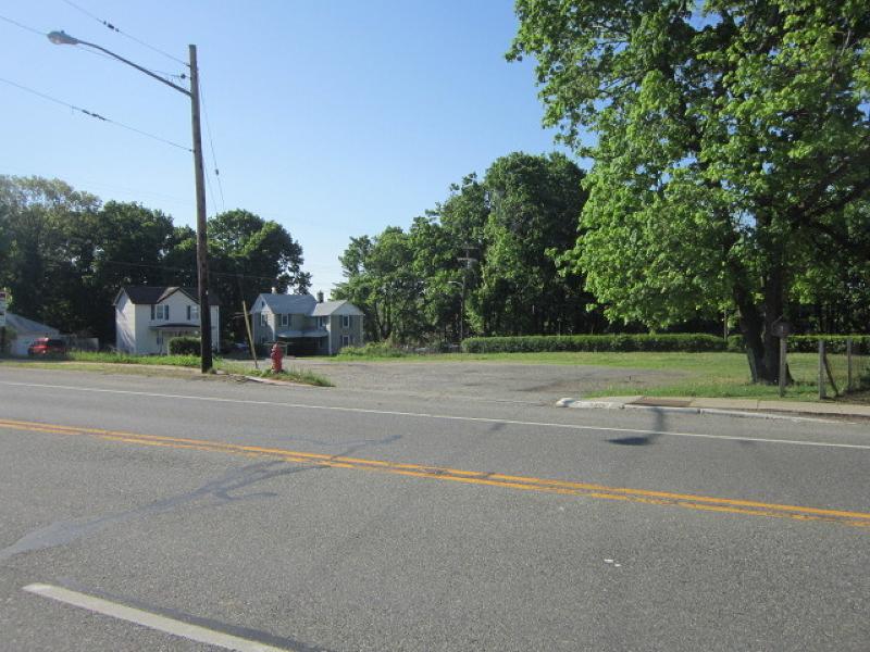 212 Us Highway 46 - Photo 1