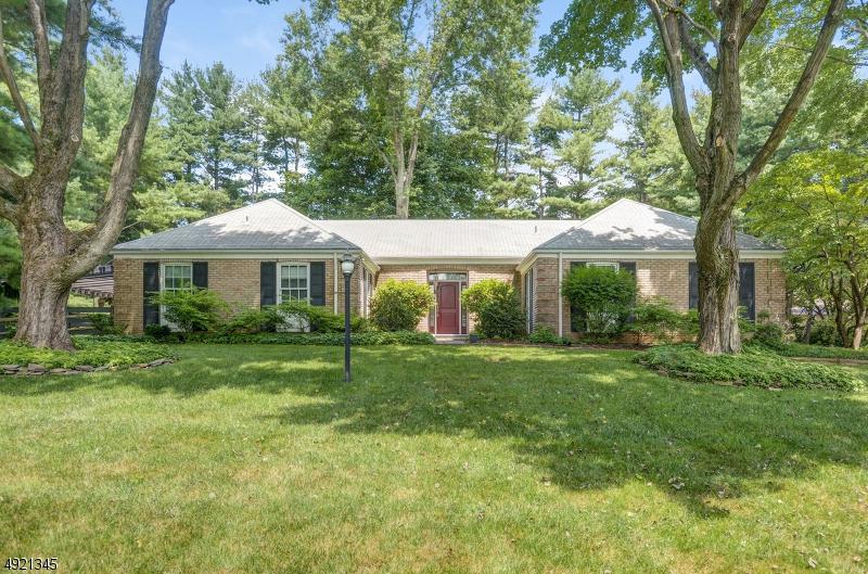 1 Aspen Dr - Photo 1