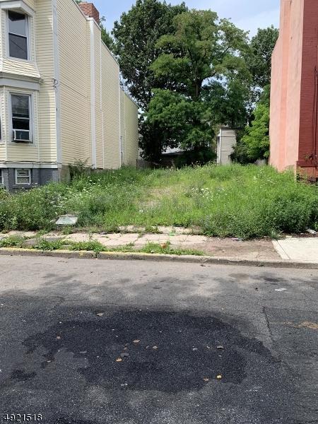 114 N 13Th St - Photo 1