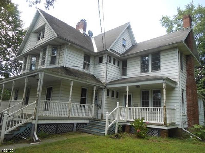 426 Cornelia St - Photo 1