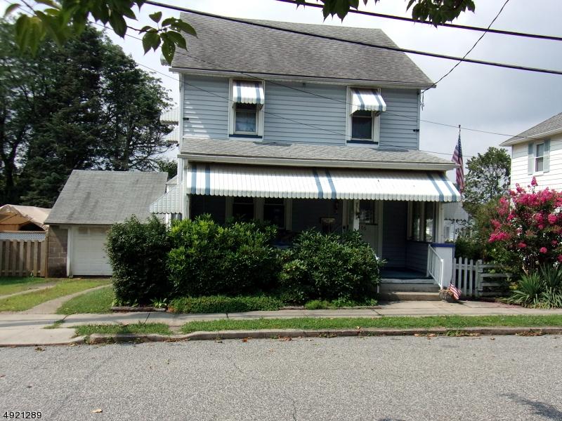 406 Firth St - Photo 1