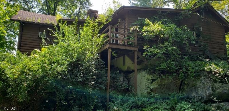 21 Hemlock Ave - Photo 1
