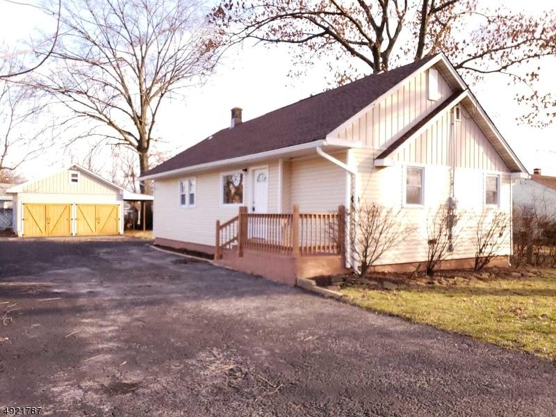 28 Riha St - Photo 1