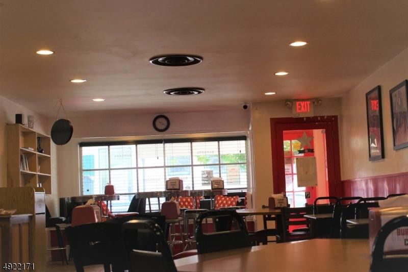 0 Confidential Restaurant - Photo 1