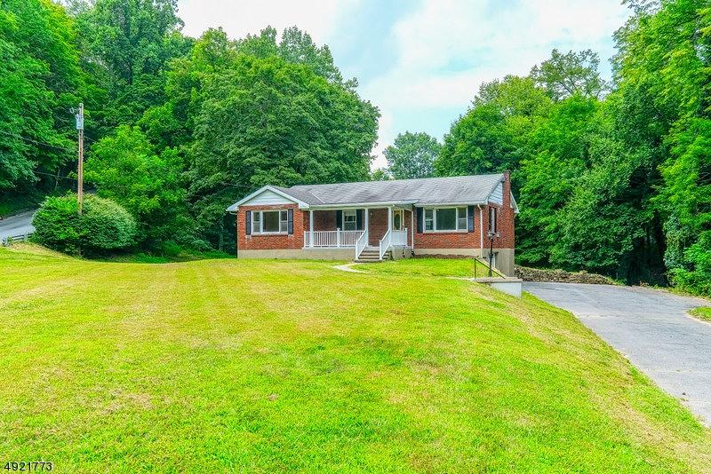 2875 River Rd - Photo 1