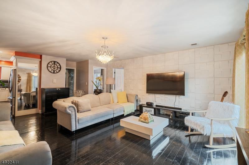 63 Rome St - Photo 1