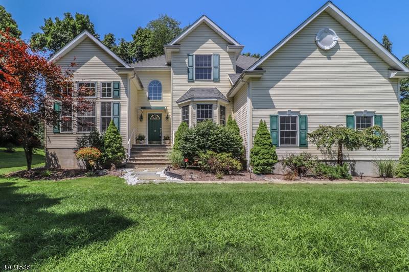 18 Long Hill Rd - Photo 1