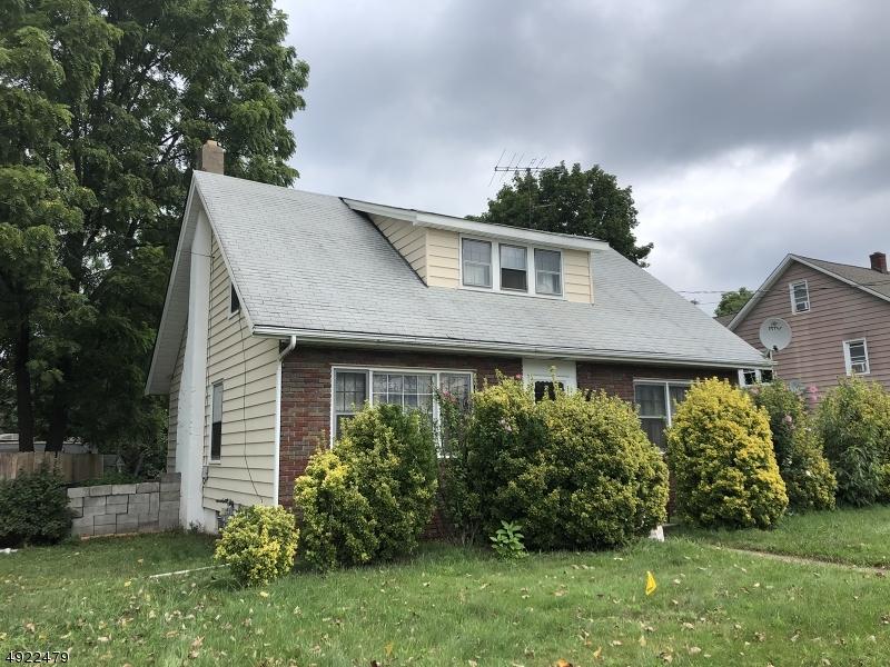 50 Bloomfield Ave - Photo 1