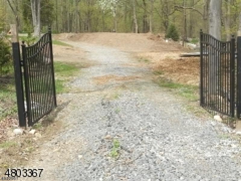 87 Tamarack Rd - Photo 1