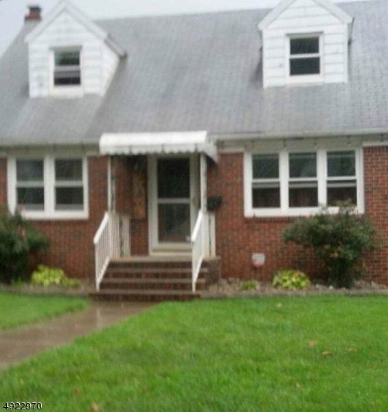 617 Chester Ave - Photo 1
