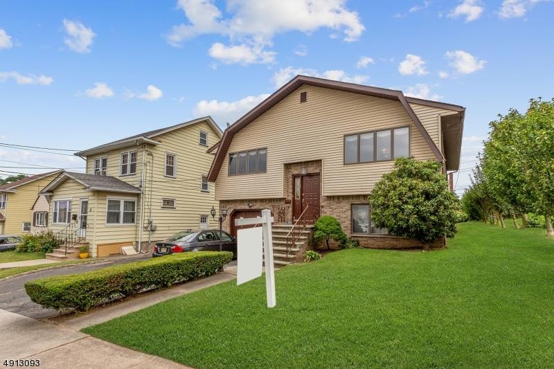 25 Rollins Ave - Photo 1