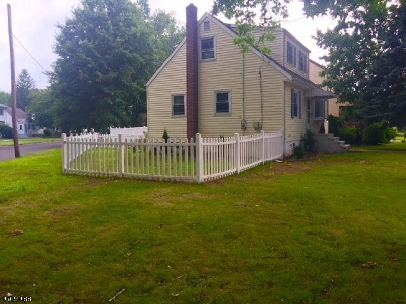 500 Oakwood Ave - Photo 1