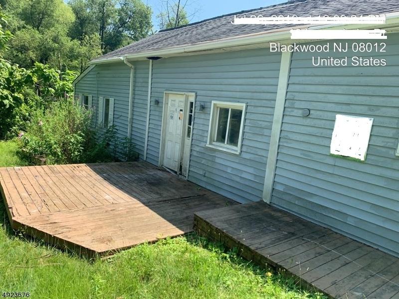 5 Lower Lake Dr - Photo 1