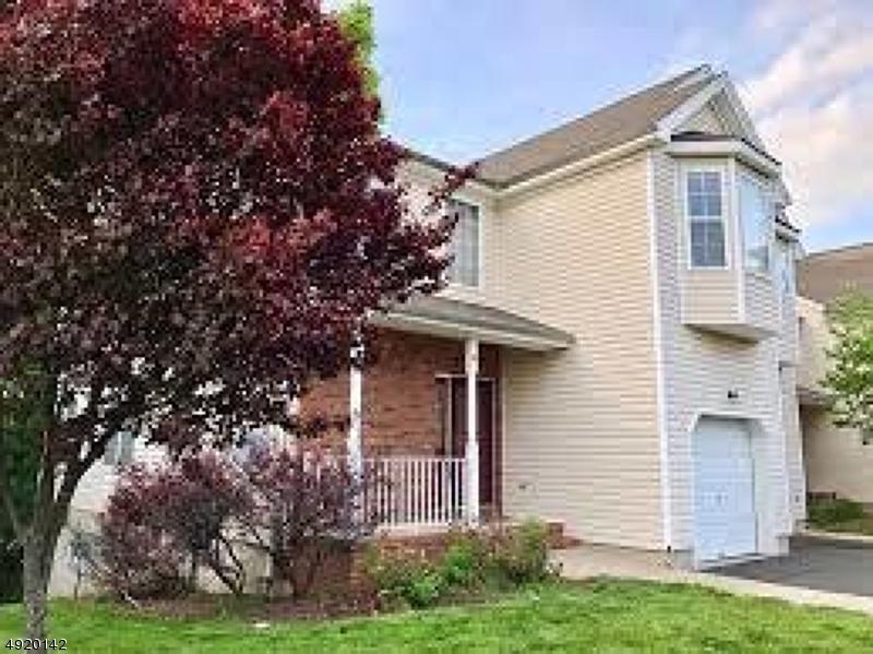 10 E Burgess Dr - Photo 1