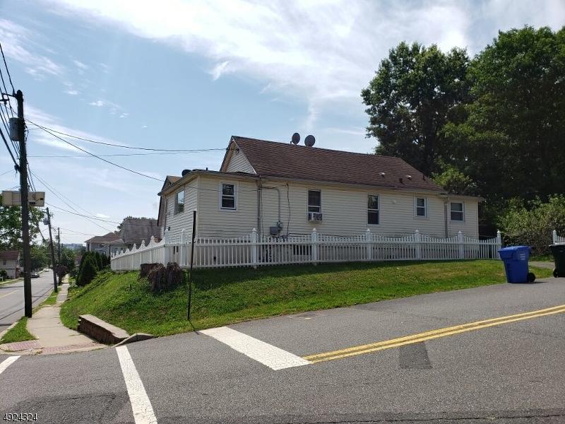271 Correja Ave - Photo 1