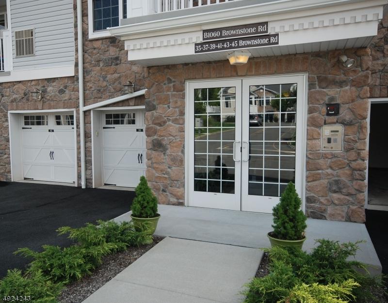 37 Brownstone Rd - Photo 1