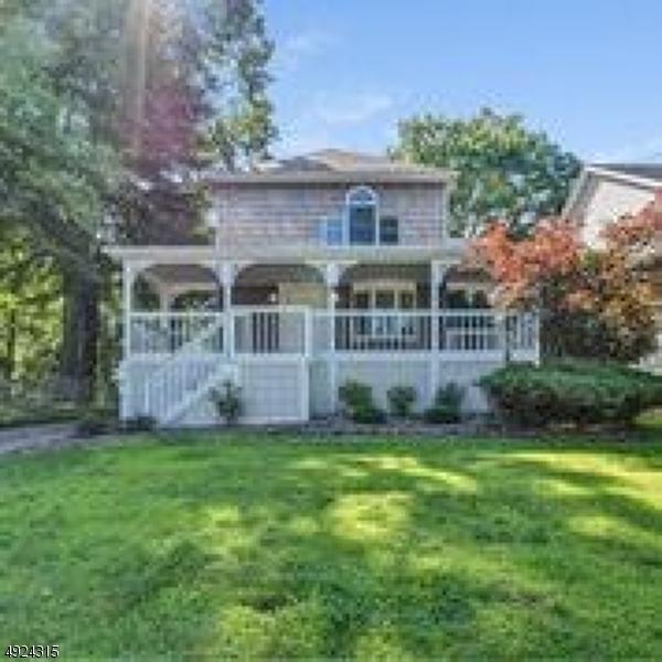 8 Forest Ave - Photo 1