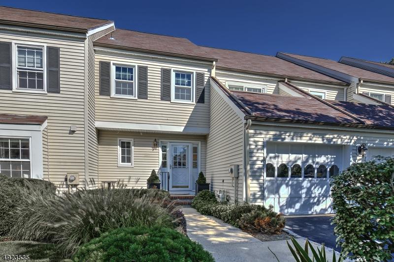 30 Wexford Dr - Photo 1