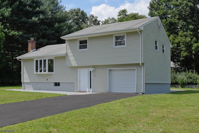 9 Davis Ave - Photo 1