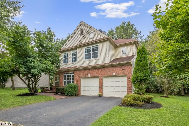 16 Rutgers Ln - Photo 1