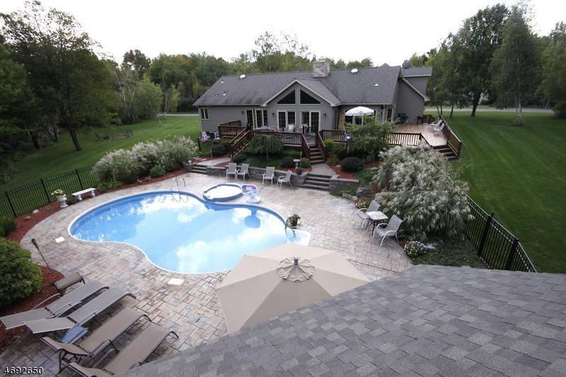 36 Running Hills Dr - Photo 1