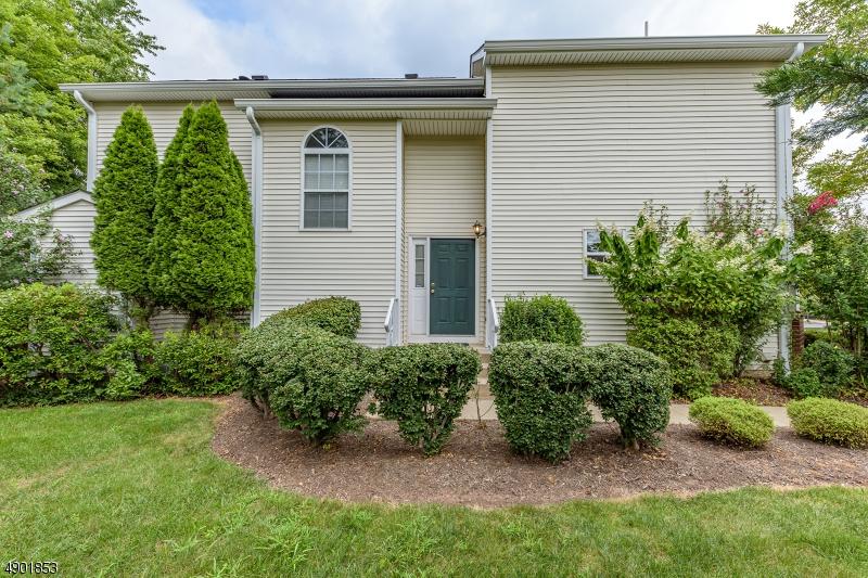 4 Taft Ct - Photo 1